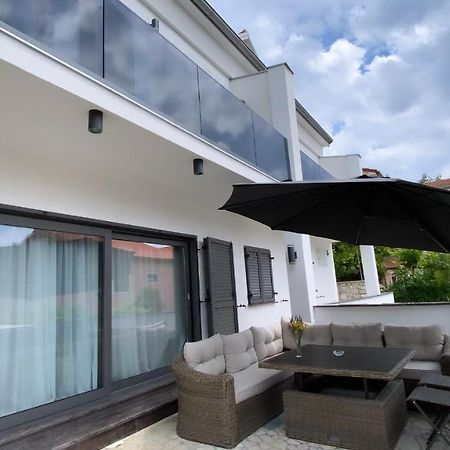 Apartments Tasha Mali Lošinj Exterior foto